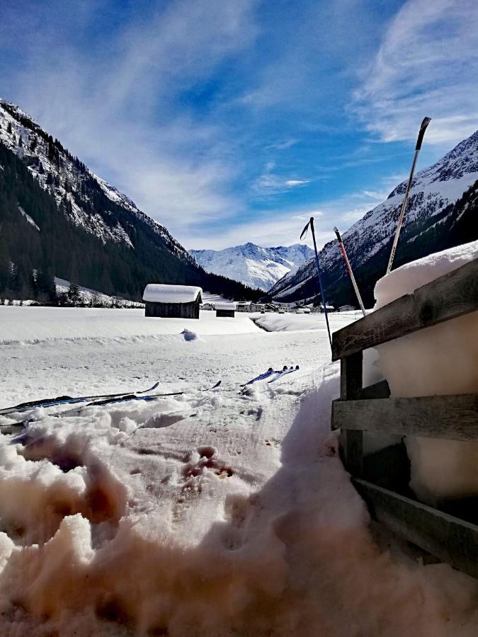 Appartement Haus Bergwind à Sankt Leonhard im Pitztal Extérieur photo