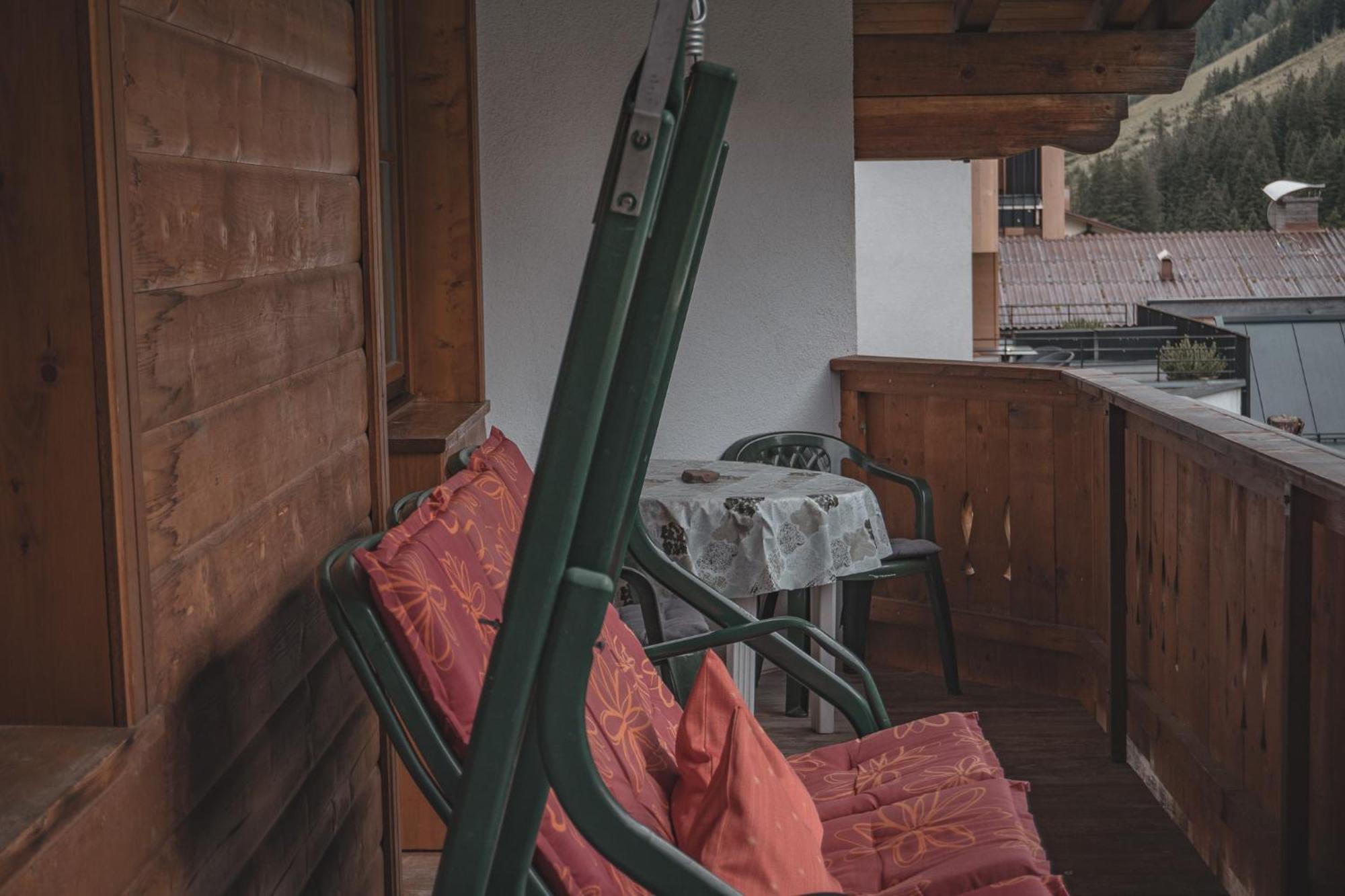 Appartement Haus Bergwind à Sankt Leonhard im Pitztal Extérieur photo