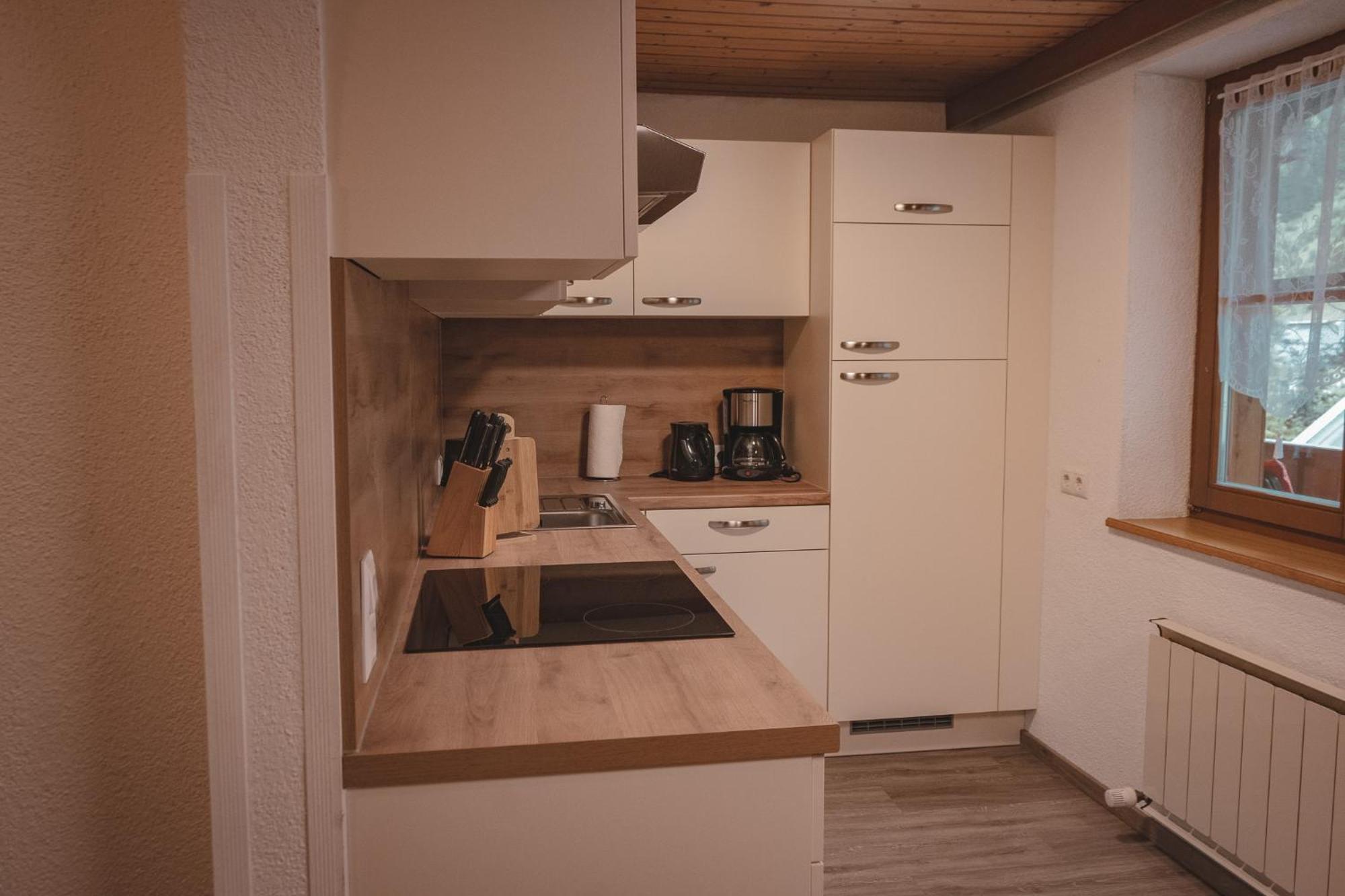 Appartement Haus Bergwind à Sankt Leonhard im Pitztal Extérieur photo