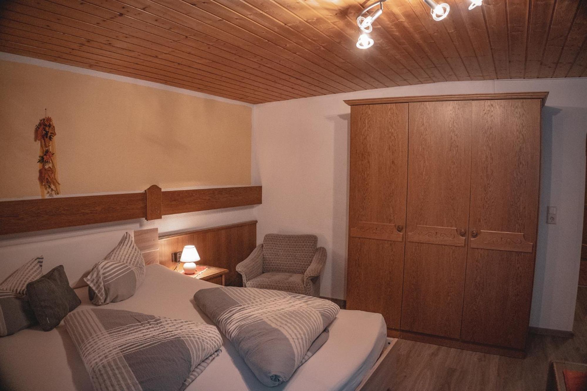 Appartement Haus Bergwind à Sankt Leonhard im Pitztal Extérieur photo