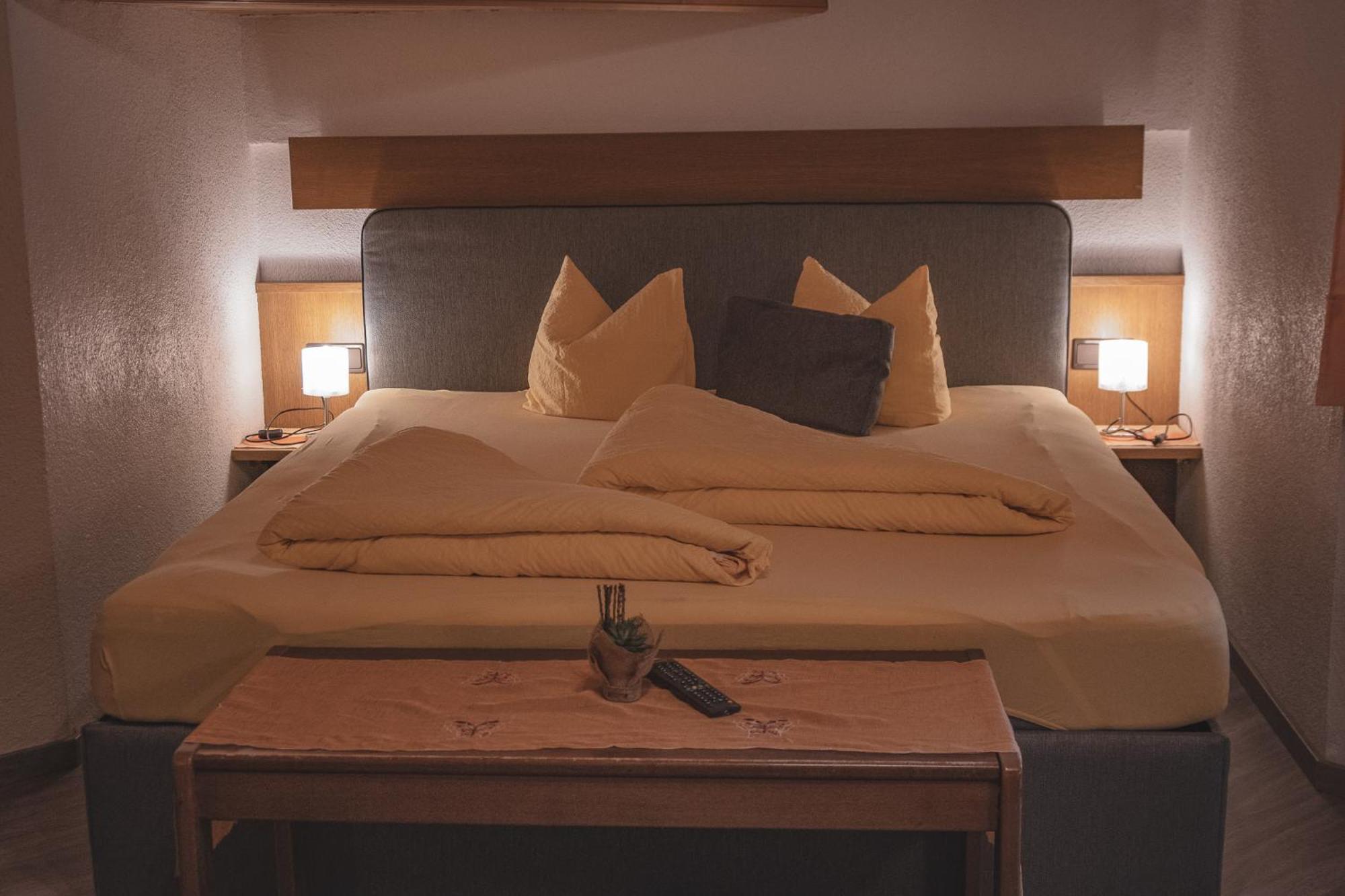 Appartement Haus Bergwind à Sankt Leonhard im Pitztal Extérieur photo
