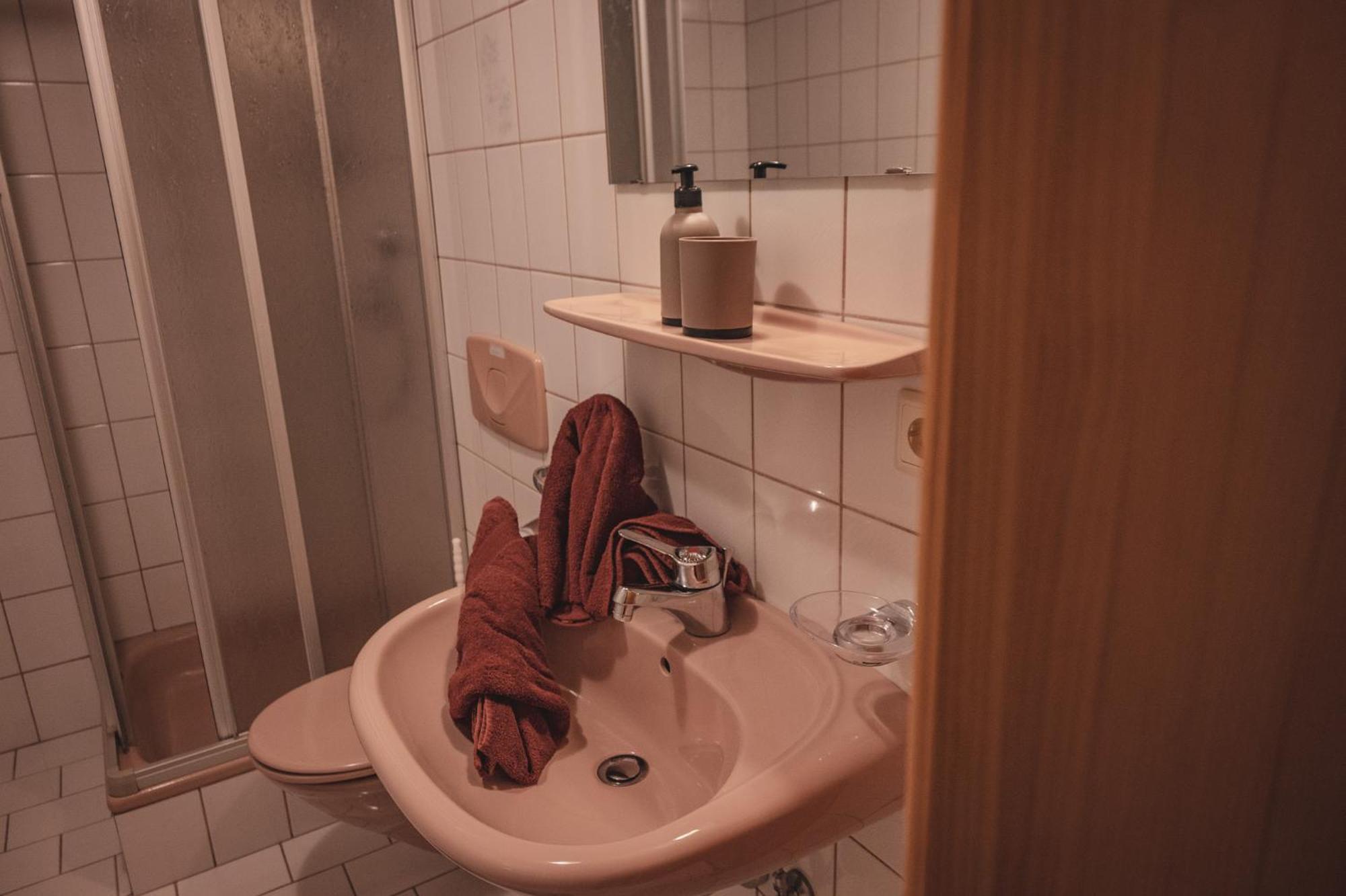 Appartement Haus Bergwind à Sankt Leonhard im Pitztal Extérieur photo