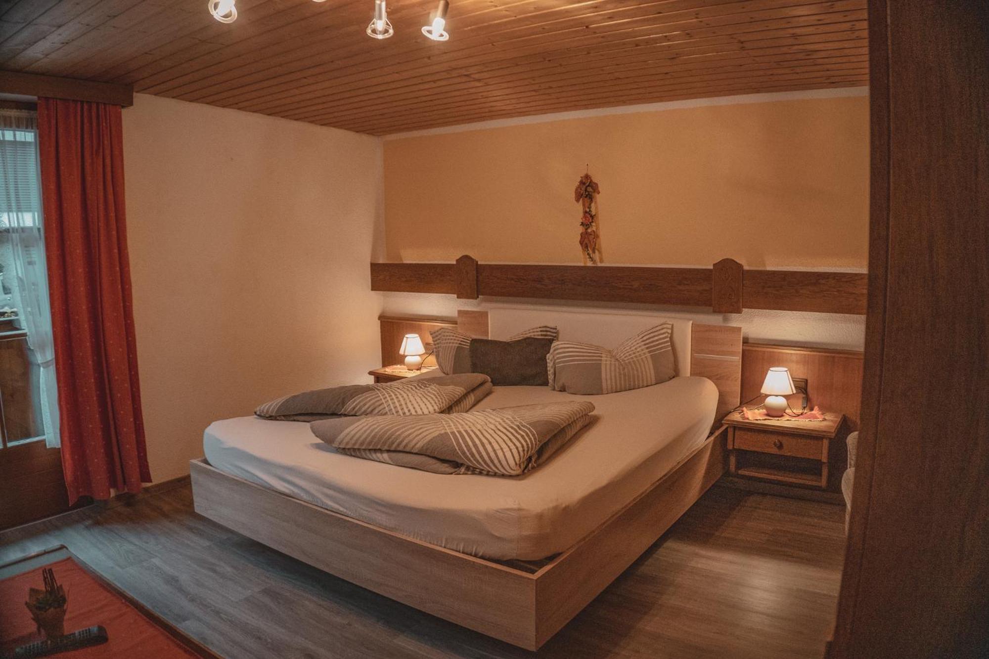 Appartement Haus Bergwind à Sankt Leonhard im Pitztal Extérieur photo